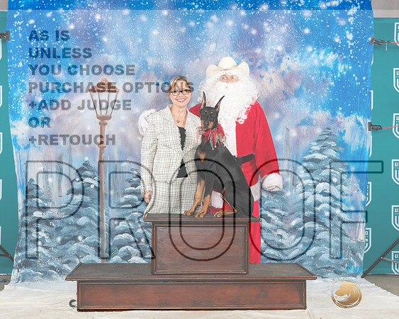 Doberman Pinscher Falon Santa__JP_3478_UKCBelton2023-HR3