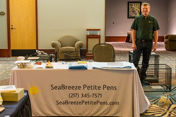 Vendors_JJJ_7334-OKCToy2019-HR3