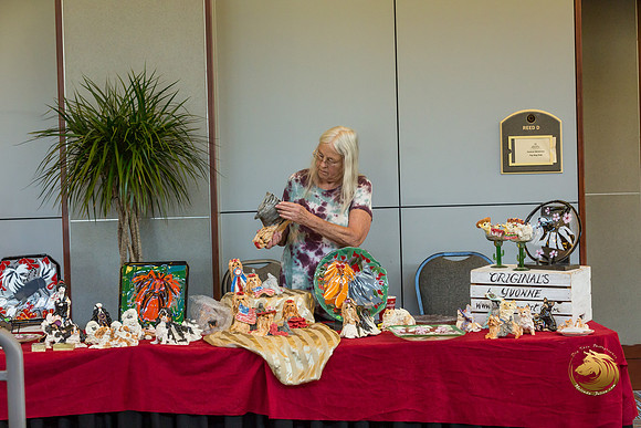 Vendors_JJJ_7336-OKCToy2019-HR3